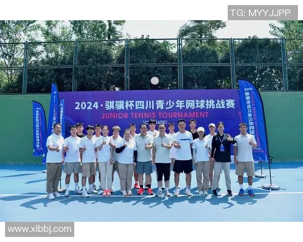 成都网球队以82分领跑挑战赛积分榜展现强劲实力与团队合作精神 成都网球队以82分领跑挑战赛积分榜展现强劲实力与团队合作精神